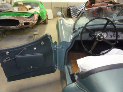 jaguar-xk120-32