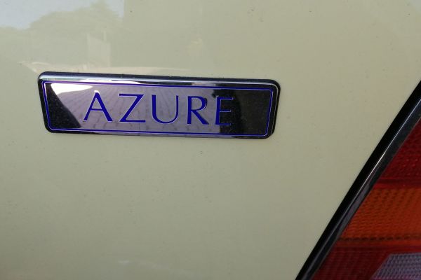 bentley-azure-039780E3BE-1DCF-8C73-DF2B-B46A9D246BA6.jpg