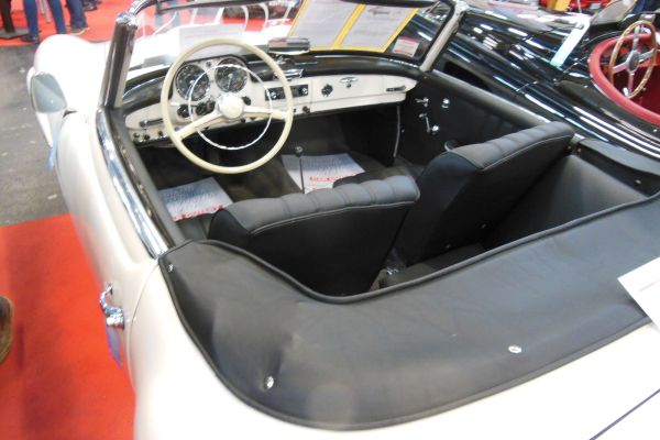 mercedes-190-cabrio-686ED004D4-F291-25A1-83B8-0D4E1B4414C7.jpg