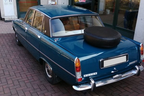 rover-2000-tc-5A46F5E32-32E1-7876-B2BF-759A0D6F8E3D.jpg