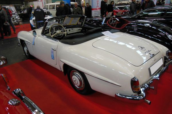 mercedes-190-cabrio-8272DF31C1-4923-108E-152F-046135C2567B.jpg